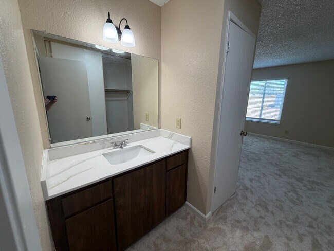 Building Photo - 8935 Rancho Grande Ct