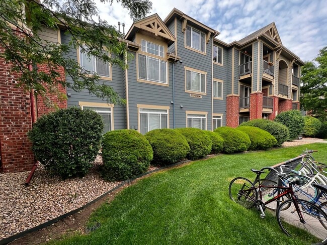 Building Photo - Great 2 Bed, 2 Bath Condo in Sidehill