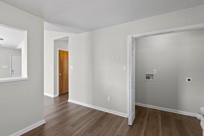 Building Photo - Hunters Creek 2 bedroom Coming Soon!