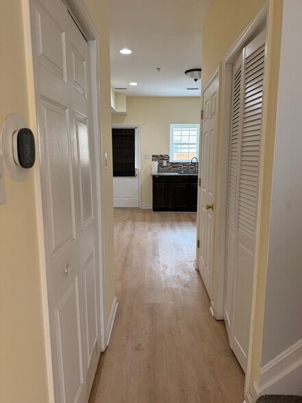 First Floor - 139 W Hamburg St