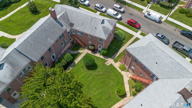 Building Photo - 73 Seaton Rd