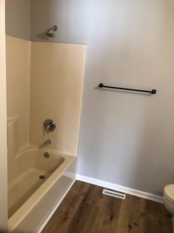 Building Photo - 524 Autumndale Dr