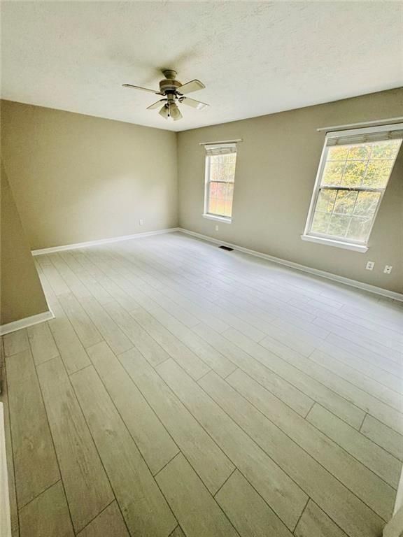 Building Photo - 146 Willow Stream Ct