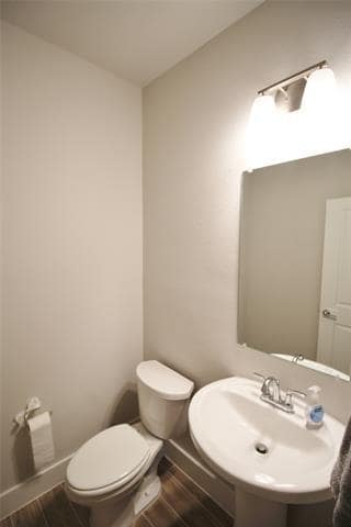 Building Photo - 218 Mockingbird Dr