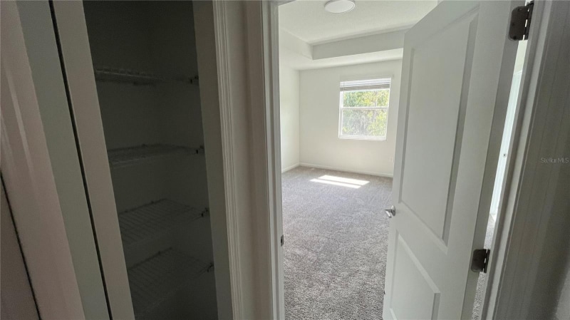 Building Photo - 7465 Stone Crk Trl