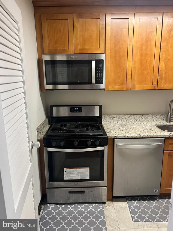 Building Photo - 2401 H St NW