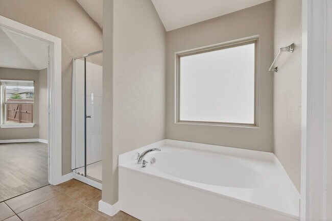 Building Photo - 7619 Toledo Bend