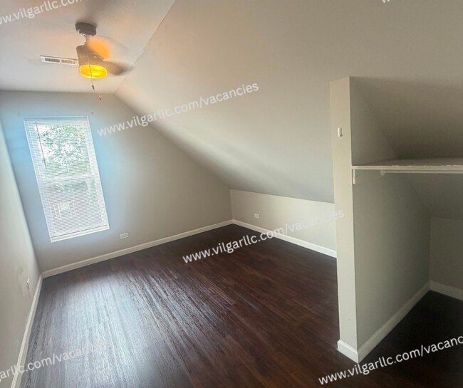 Building Photo - 4023 Deodar St