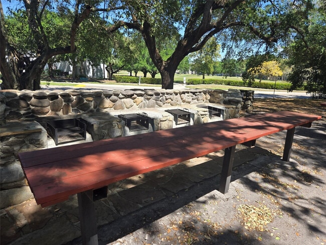 Building Photo - 9531 Seagrape Dr