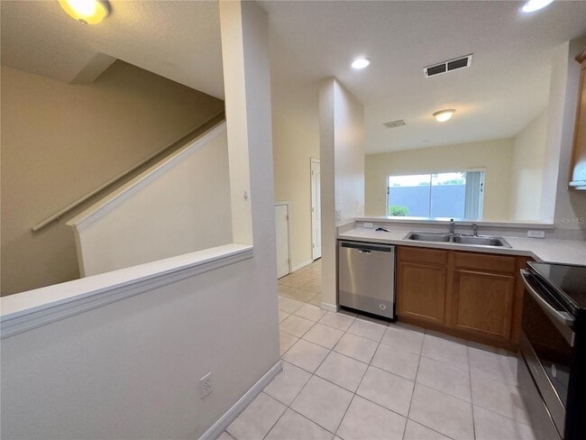 Building Photo - 10648 Savannah Wood Ct