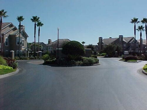 Building Photo - 10561 Villa View Cir