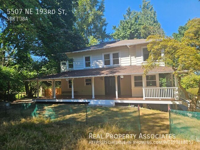 Building Photo - 5507 NE 193rd St