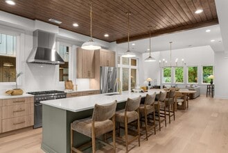 Building Photo - Stunning New Townhome in The Heart of East Nashville