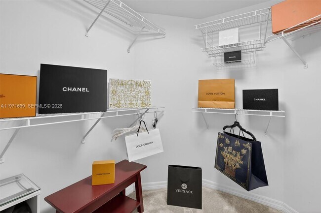 Building Photo - 3370 Hidden Bay Dr