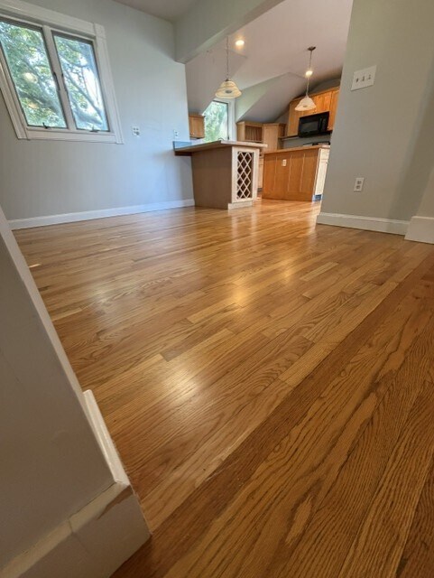 Building Photo - 251 Browns Ln