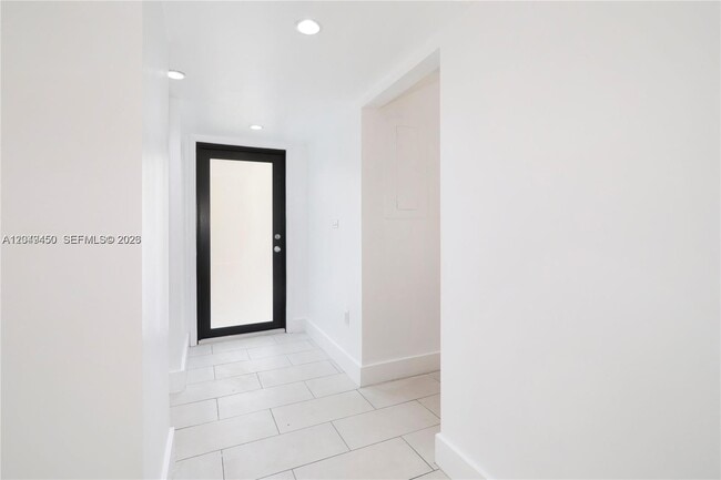 Building Photo - 8124 SW 87th Terrace