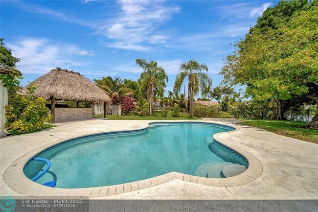 Building Photo - 6401 Crossbow Ct