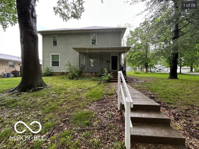 Primary Photo - 1506 E Edwards Ave