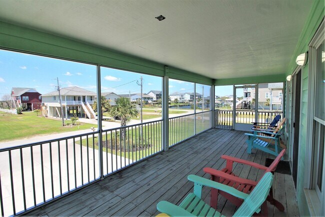 Building Photo - Surf City - 3BR 2BA Pet Friendly Cottage O...