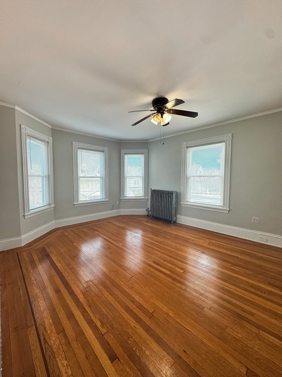 Building Photo - 40 Howland St