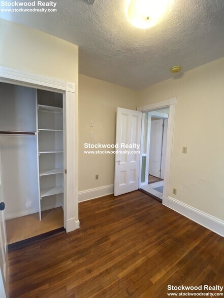 Building Photo - 18 Haverford St