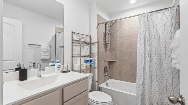 Building Photo - 22243 Florence Spgs Dr