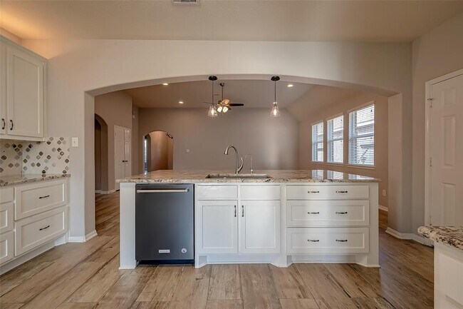 Building Photo - 8306 Hampton Bay Drive