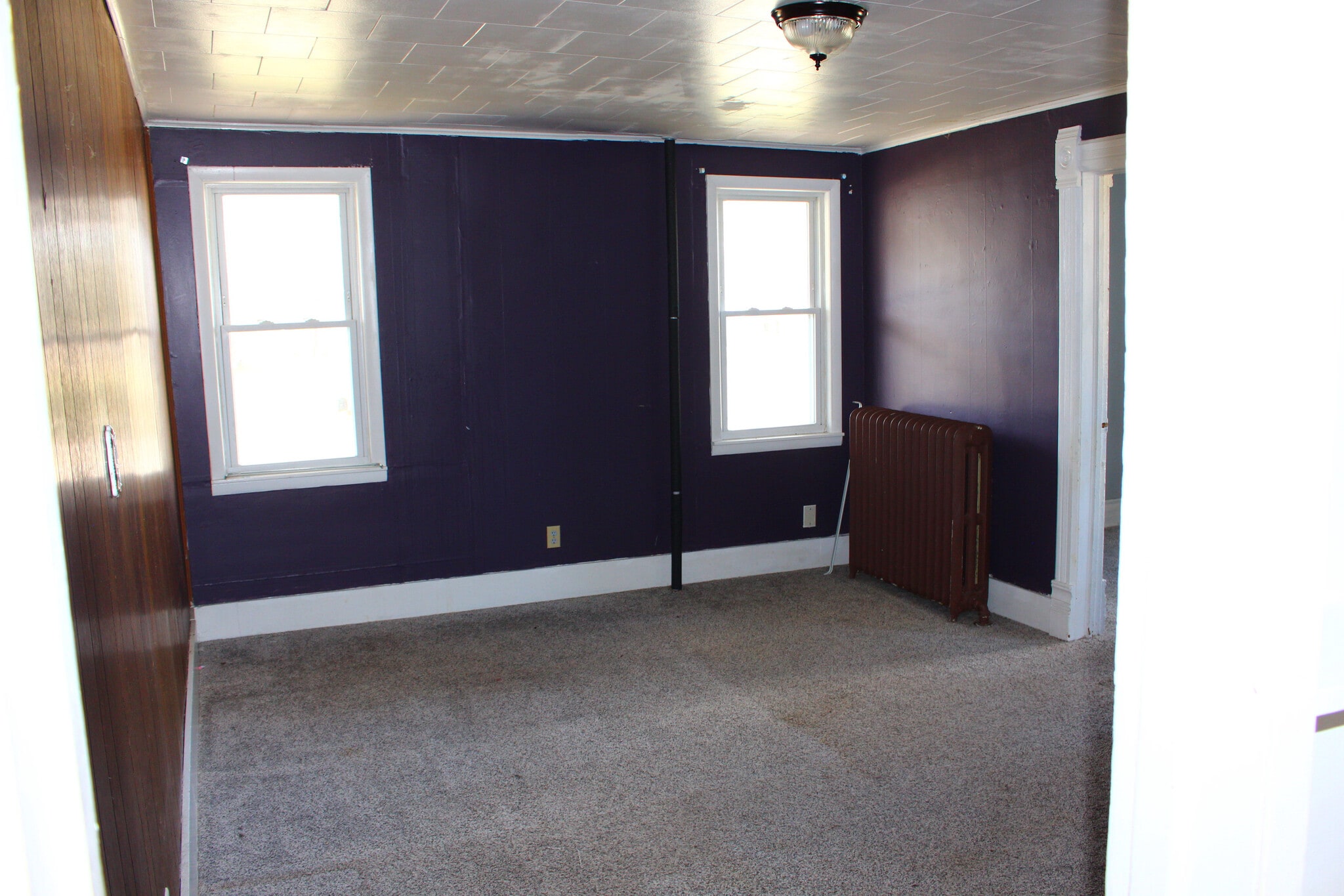 Bedroom 1 - 180 Martin St