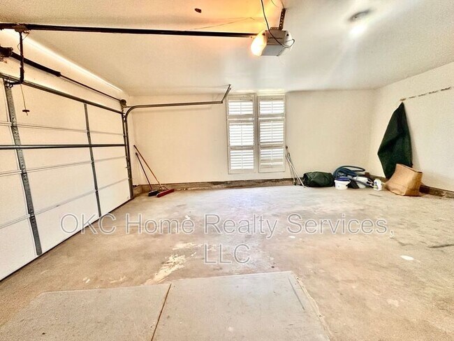 Building Photo - 4232 NW 144th St