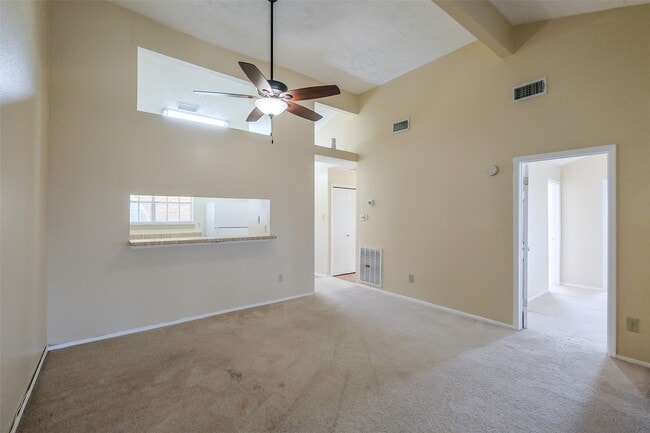 Building Photo - 3738 Quiet Pl Dr