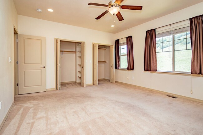 Building Photo - 5914 Canyon Reserve Heights