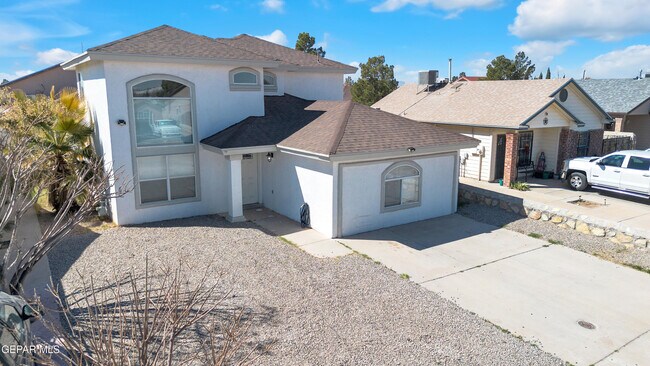 Building Photo - 10400 Valle Koki Dr