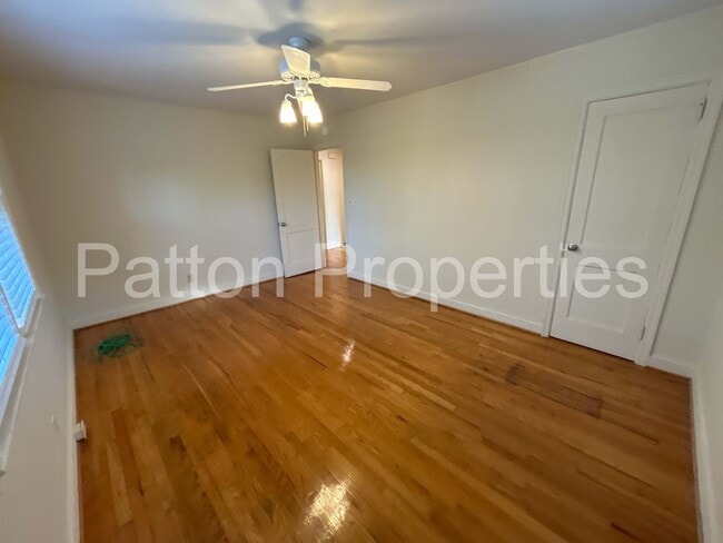 Building Photo - West Columbia Home Available 03-20-26