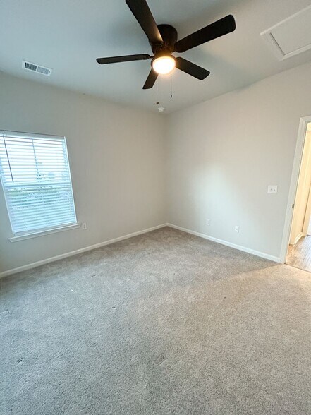 Building Photo - 8869 Baton Rouge Ave NW