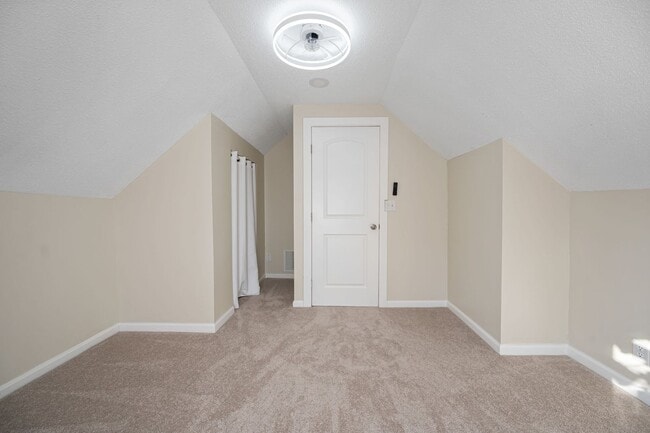Building Photo - NORTHSIDE RARE GEM - FULLY RENOVATED 5+ BE...