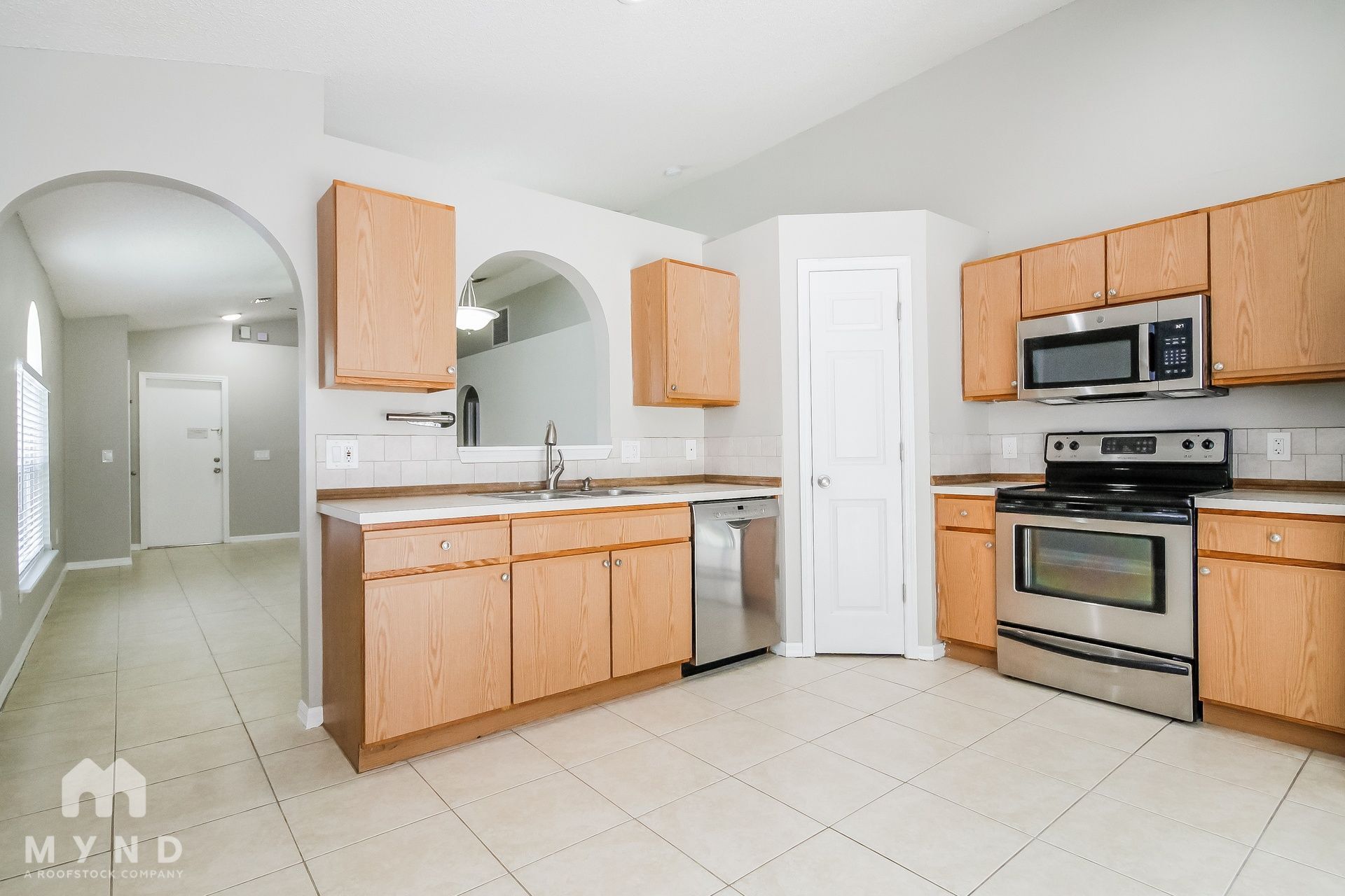 Building Photo - 30630 Double Dr