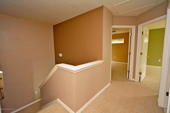 Building Photo - 820 Glen Abbey Way