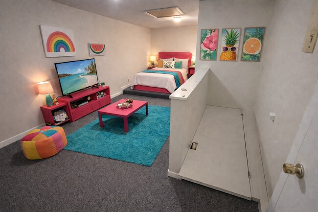 Building Photo - 376 Park Ave