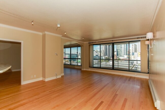 Building Photo - 300 3rd St