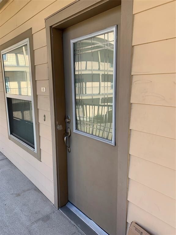 Building Photo - 3501 Chenevert St