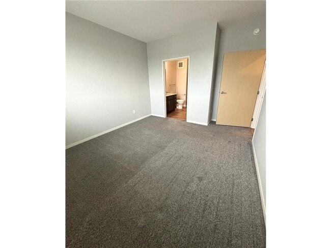 Building Photo - 1901 Pirate Dr