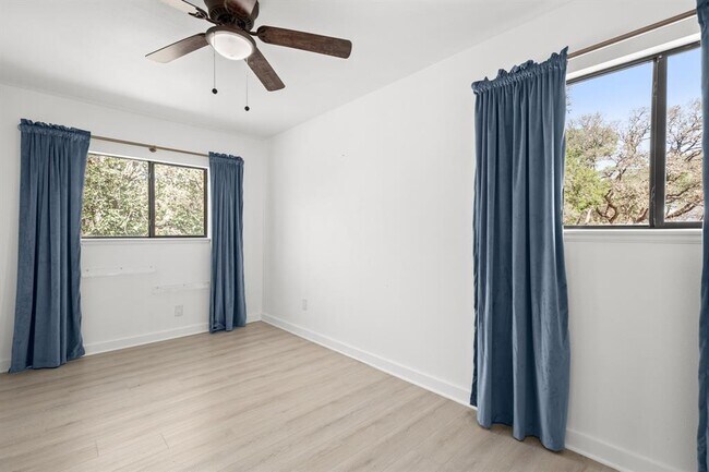 Building Photo - 5504 Kings Hwy