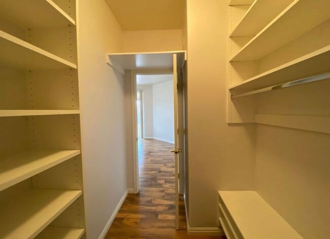 Building Photo - SPACIOUS HOME FOR RENT IN CORAL CANYON