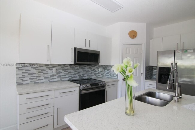 Primary Photo - 11223 NW 57th Ln