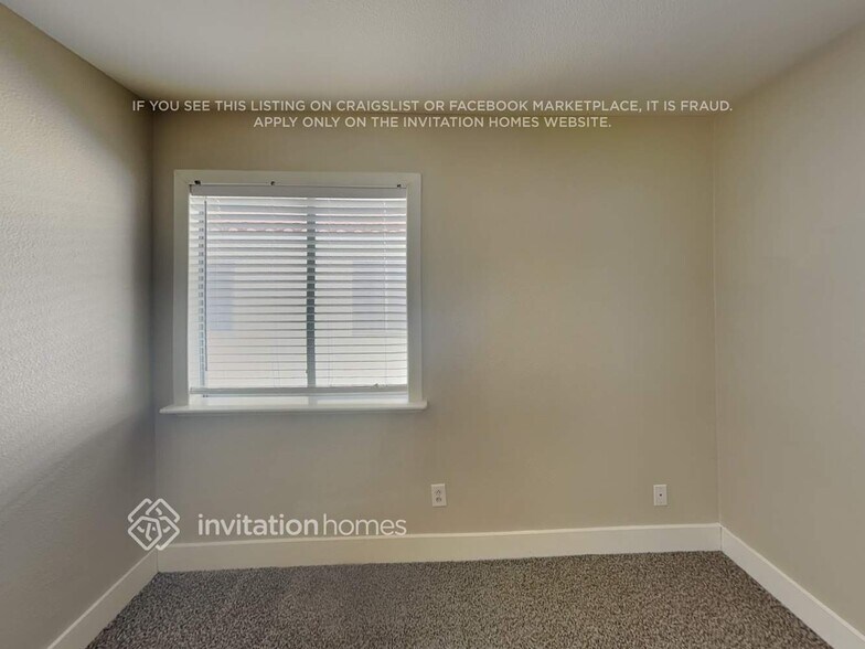 Building Photo - 885 Angelus Oaks Dr