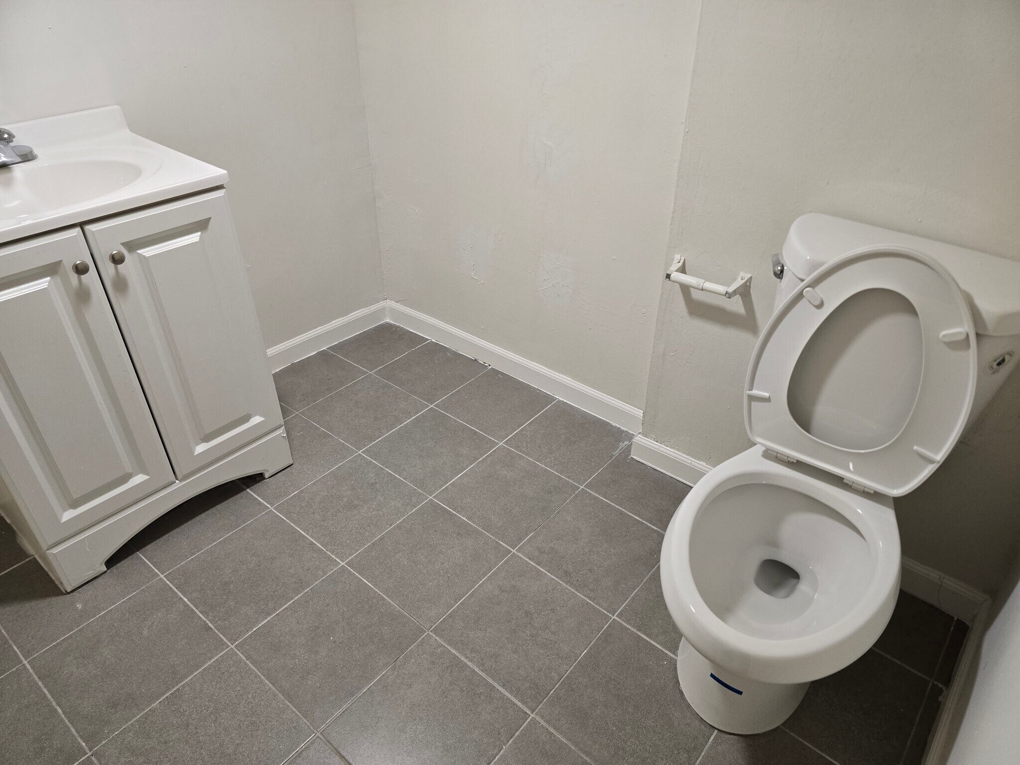 Building Photo - 27 Shelby St