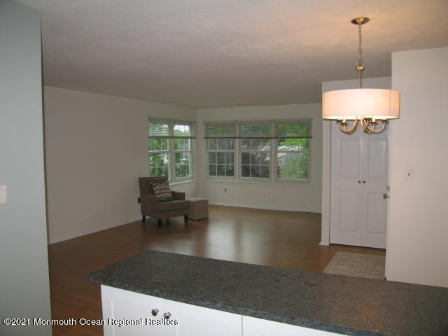 Building Photo - 90 Quince Ct