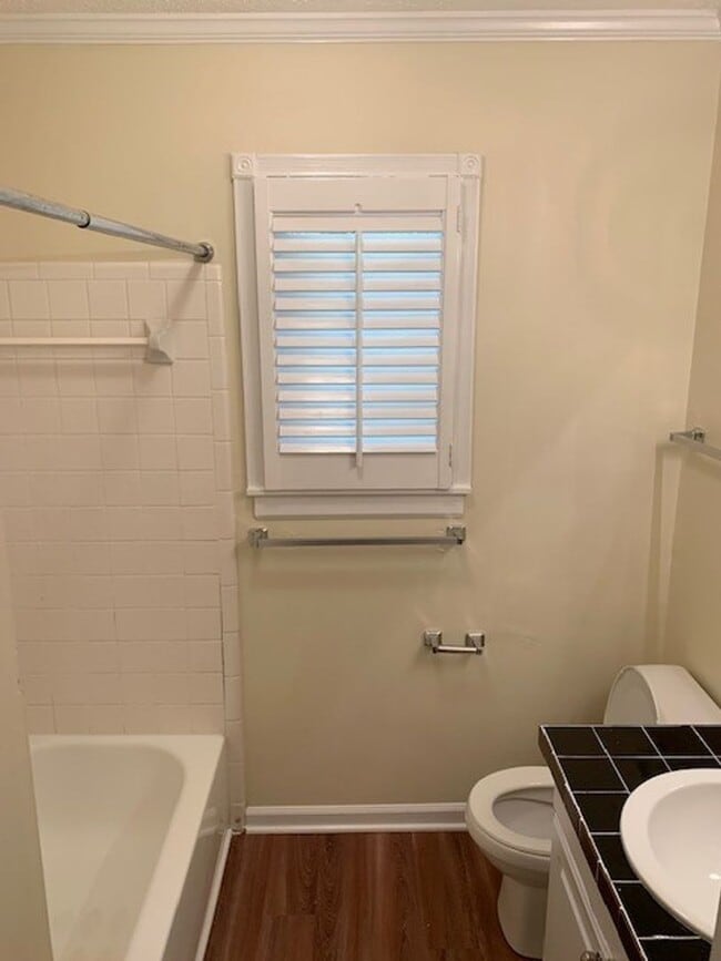 Building Photo - One Month Free **Limited Time**Prime Location