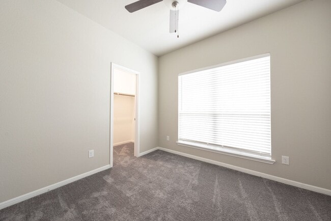 Building Photo - Charming 4 Bedroom Home in Troy – Ideal Lo...