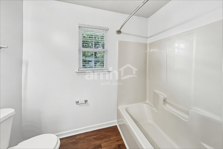 Building Photo - 12627 Waterfall Pl